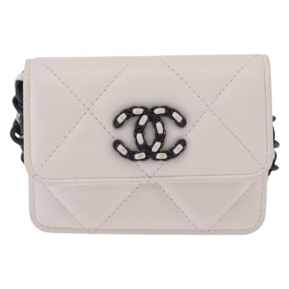 Chanel 19 Flap Coin Purse Belt Quilted Lambskin White Leather Handbag